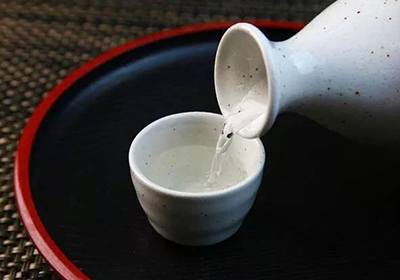 2018春節(jié)即將來(lái)臨，喝酒我們應(yīng)該注意什么？